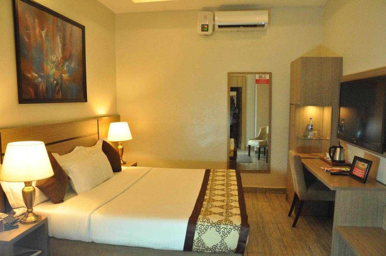 Moz One Executive Guest Rooms Agadez Mobushipe Kültér fotó