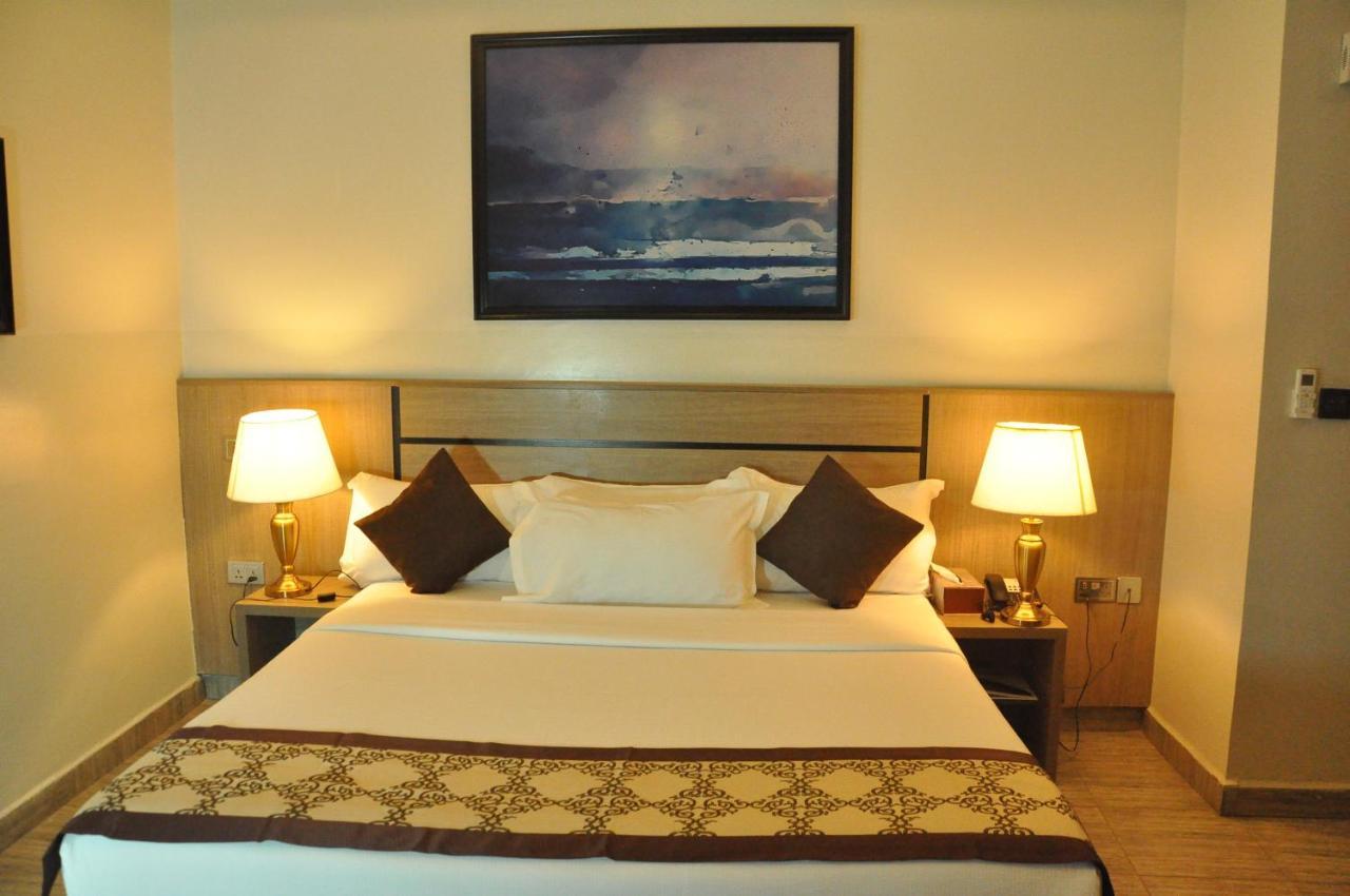 Moz One Executive Guest Rooms Agadez Mobushipe Kültér fotó
